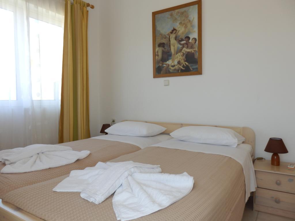 Maro Suites Tavronitis エクステリア 写真