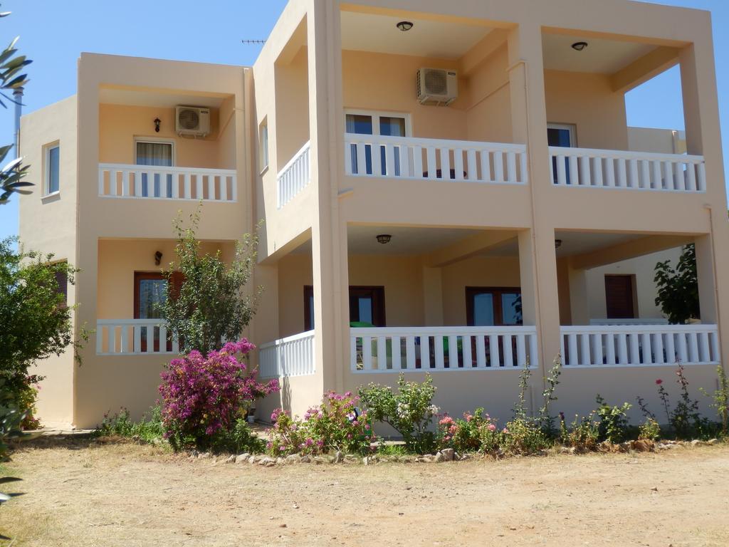 Maro Suites Tavronitis エクステリア 写真