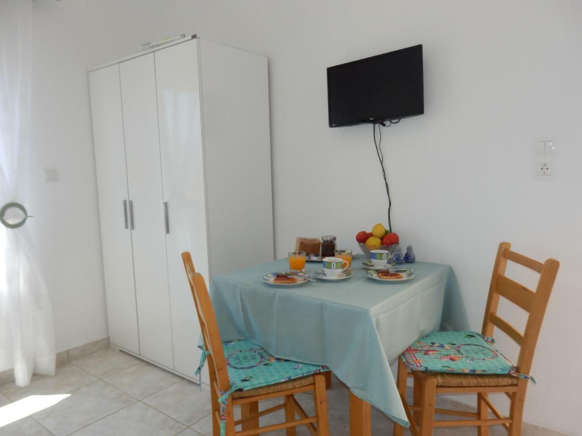Maro Suites Tavronitis エクステリア 写真