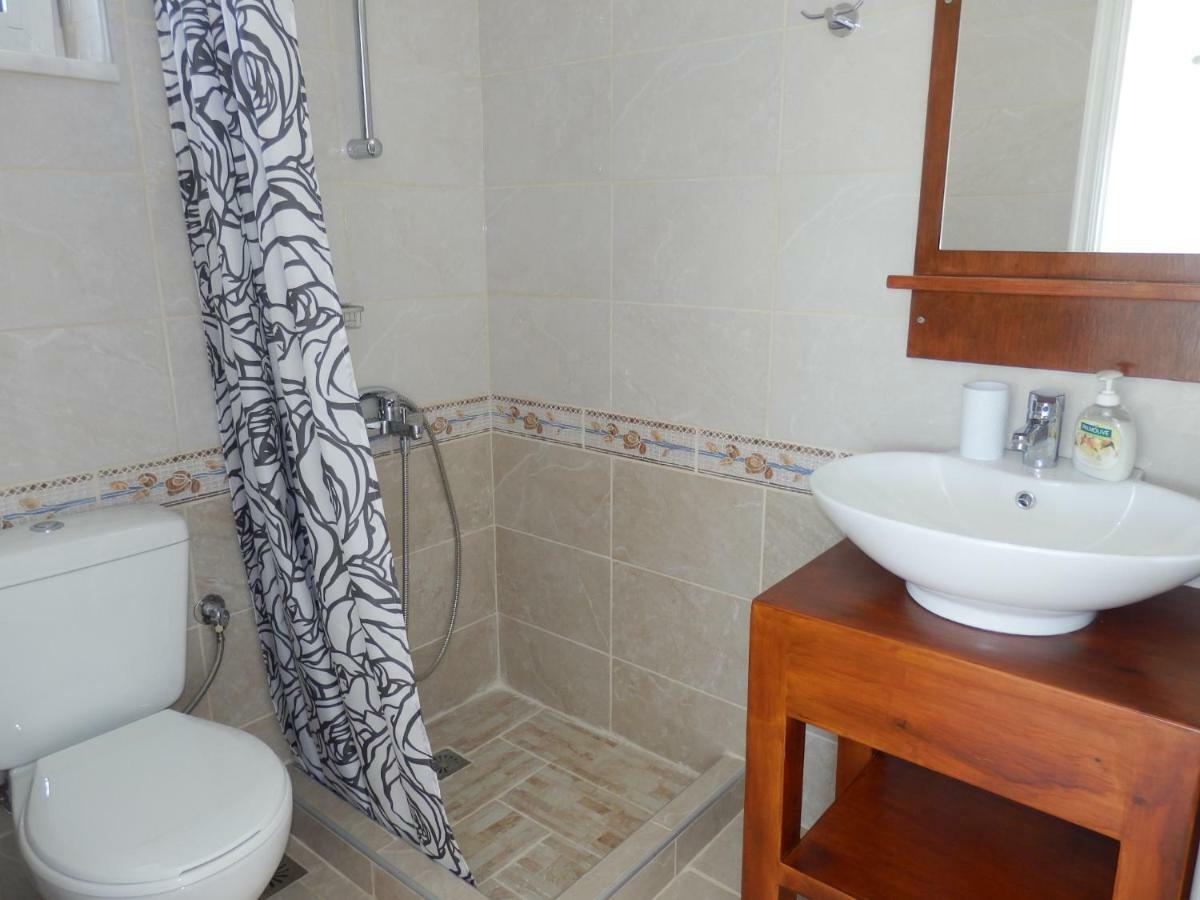 Maro Suites Tavronitis エクステリア 写真